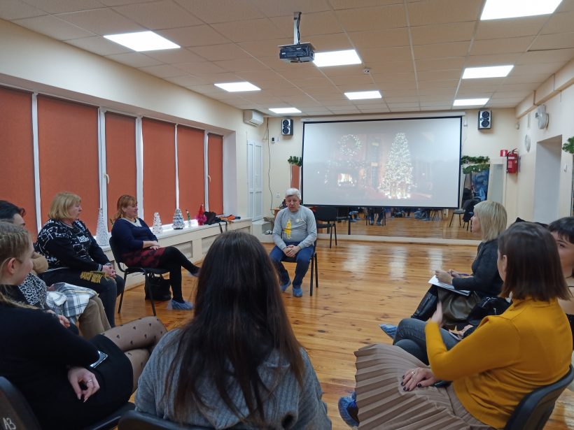 Кінопокази, семінари та виставки – як в Чорноморську вперше пройшов 19 Мандрівний міжнародний фестиваль документального кіно про права людини Docudays UA - картинка 8