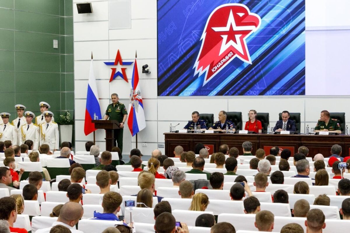 «Юнармія» десять років потому. Чи здатні Україна та світ зупинити мілітаризацію дітей на окупованих територіях? - картинка 2